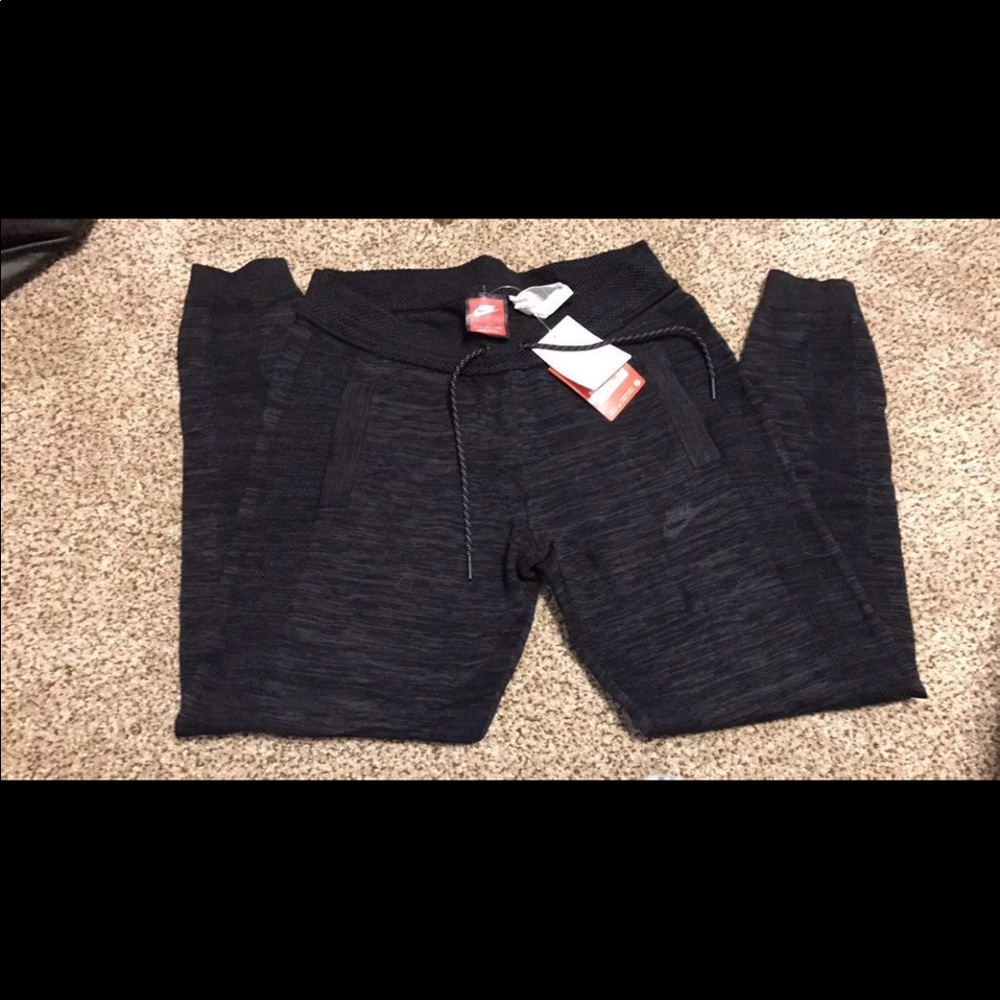 Nike joggers